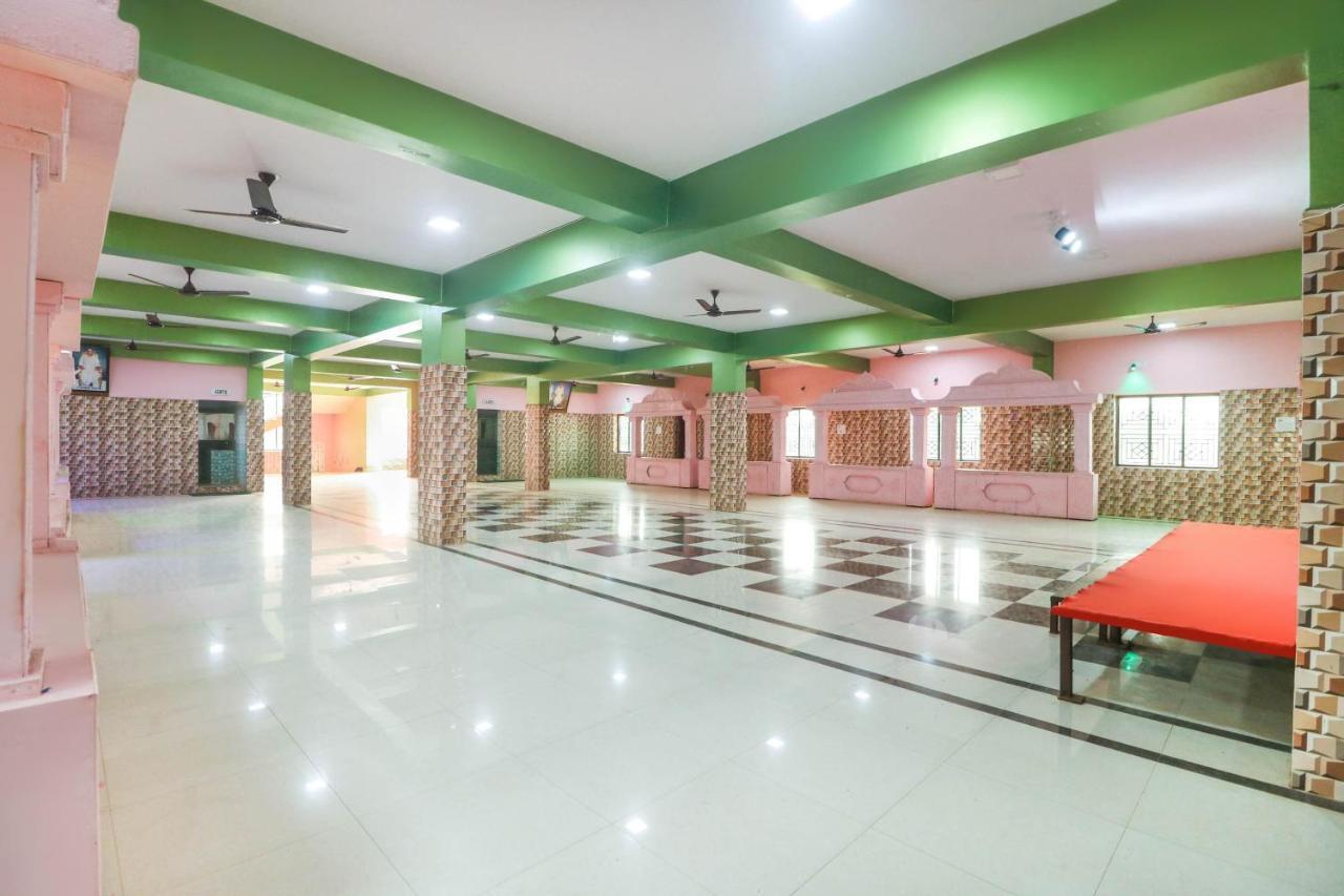 Spot On 68151 Prafulla Palace Jatani Exterior foto
