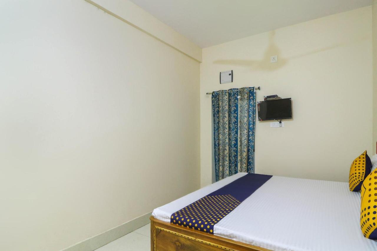 Spot On 68151 Prafulla Palace Jatani Exterior foto